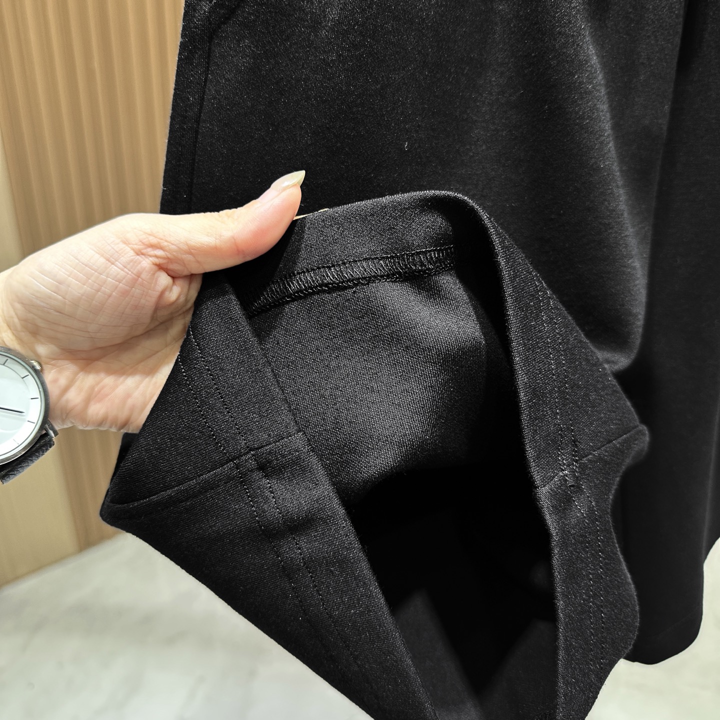 /套 🆕🆕🆕【Loro piana】老钱风经典图腾刺绣标识运动休闲套装Loro piana家新款套装以其