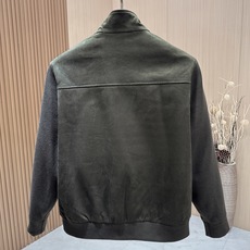 羽绒服 🆕🆕🆕 #新款上新 【Loro Piana 拼接麂皮立领飞行员轻薄羽绒夹克,磨砂质感搭配针织袖,设计功能与时尚感 羽绒服 🆕🆕🆕 #新款上新 【Loro Piana 拼接麂皮立领飞行员轻薄羽绒夹克,磨砂质感搭配针织袖,设计功能与时尚感