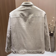 羽绒服 🆕🆕🆕 #新款上新 【Zegna 鹿皮绒夹克,内衬薄羽绒保暖不臃肿,单穿风度满满,轻盈保暖不压身,比普通夹棉更轻 羽绒服 🆕🆕🆕 #新款上新 【Zegna 鹿皮绒夹克,内衬薄羽绒保暖不臃肿,单穿风度满满,轻盈保暖不压身,比普通夹棉更轻