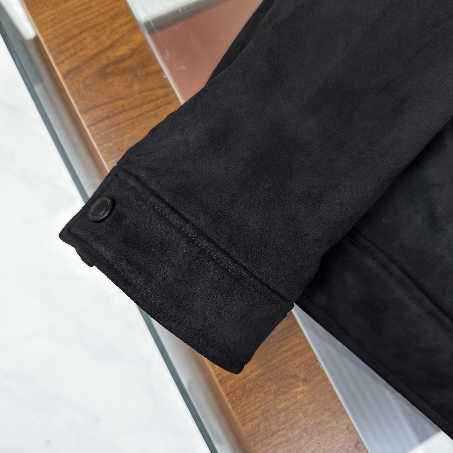 羽绒服 🆕🆕🆕 #新款上新 【Zegna 鹿皮绒夹克，内衬薄羽绒保暖不臃肿，单穿风度满满，轻盈保暖不压身，比普通夹棉更轻