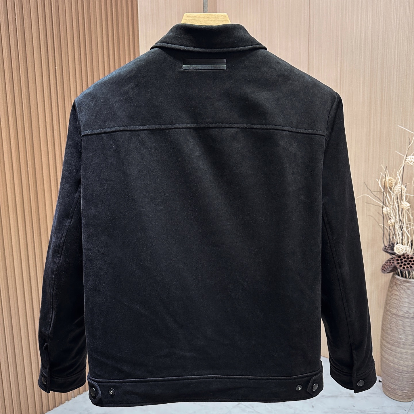 羽绒服 🆕🆕🆕 #新款上新 【Zegna 鹿皮绒夹克，内衬薄羽绒保暖不臃肿，单穿风度满满，轻盈保暖不压身，比普通夹棉更轻