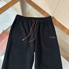🆕🆕🆕【Loro Piana 连帽卫衣套装,将老钱风的松弛质感完美诠释,甄选高支棉混纺面料,触感软糯细腻,自带柔和哑光肌 🆕🆕🆕【Loro Piana 连帽卫衣套装,将老钱风的松弛质感完美诠释,甄选高支棉混纺面料,触感软糯细腻,自带柔和哑光肌