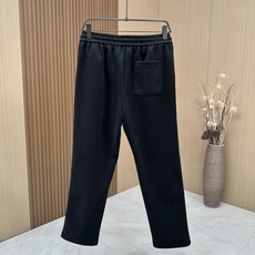 🆕🆕🆕【Loro Piana 连帽卫衣套装,将老钱风的松弛质感完美诠释,甄选高支棉混纺面料,触感软糯细腻,自带柔和哑光肌 🆕🆕🆕【Loro Piana 连帽卫衣套装,将老钱风的松弛质感完美诠释,甄选高支棉混纺面料,触感软糯细腻,自带柔和哑光肌