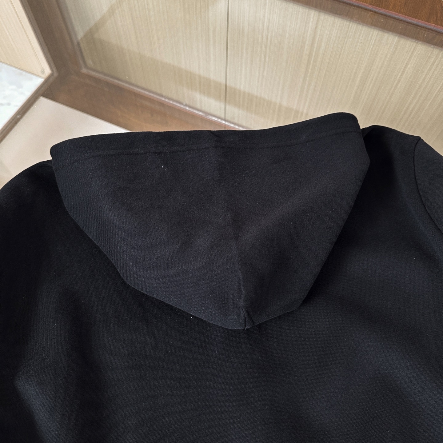🆕🆕🆕【Loro Piana 连帽卫衣套装,将老钱风的松弛质感完美诠释,甄选高支棉混纺面料,触感软糯细腻,自带柔和哑光肌 🆕🆕🆕【Loro Piana 连帽卫衣套装,将老钱风的松弛质感完美诠释,甄选高支棉混纺面料,触感软糯细腻,自带柔和哑光肌