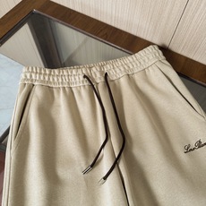 🆕🆕🆕【Loro Piana 连帽卫衣套装,将老钱风的松弛质感完美诠释,甄选高支棉混纺面料,触感软糯细腻,自带柔和哑光肌 🆕🆕🆕【Loro Piana 连帽卫衣套装,将老钱风的松弛质感完美诠释,甄选高支棉混纺面料,触感软糯细腻,自带柔和哑光肌