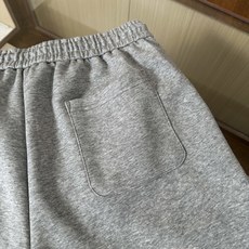 🆕🆕🆕【Loro Piana 连帽卫衣套装,将老钱风的松弛质感完美诠释,甄选高支棉混纺面料,触感软糯细腻,自带柔和哑光肌 🆕🆕🆕【Loro Piana 连帽卫衣套装,将老钱风的松弛质感完美诠释,甄选高支棉混纺面料,触感软糯细腻,自带柔和哑光肌