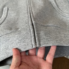🆕🆕🆕【Loro Piana 连帽卫衣套装,将老钱风的松弛质感完美诠释,甄选高支棉混纺面料,触感软糯细腻,自带柔和哑光肌 🆕🆕🆕【Loro Piana 连帽卫衣套装,将老钱风的松弛质感完美诠释,甄选高支棉混纺面料,触感软糯细腻,自带柔和哑光肌