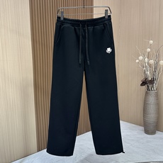 🆕🆕🆕【Loro Piana 撞色刺绣休闲套装,一套拿捏松弛高级感的男士休闲套装,兼顾质感与日常实穿。甄选高克重亲肤针织 🆕🆕🆕【Loro Piana 撞色刺绣休闲套装,一套拿捏松弛高级感的男士休闲套装,兼顾质感与日常实穿。甄选高克重亲肤针织