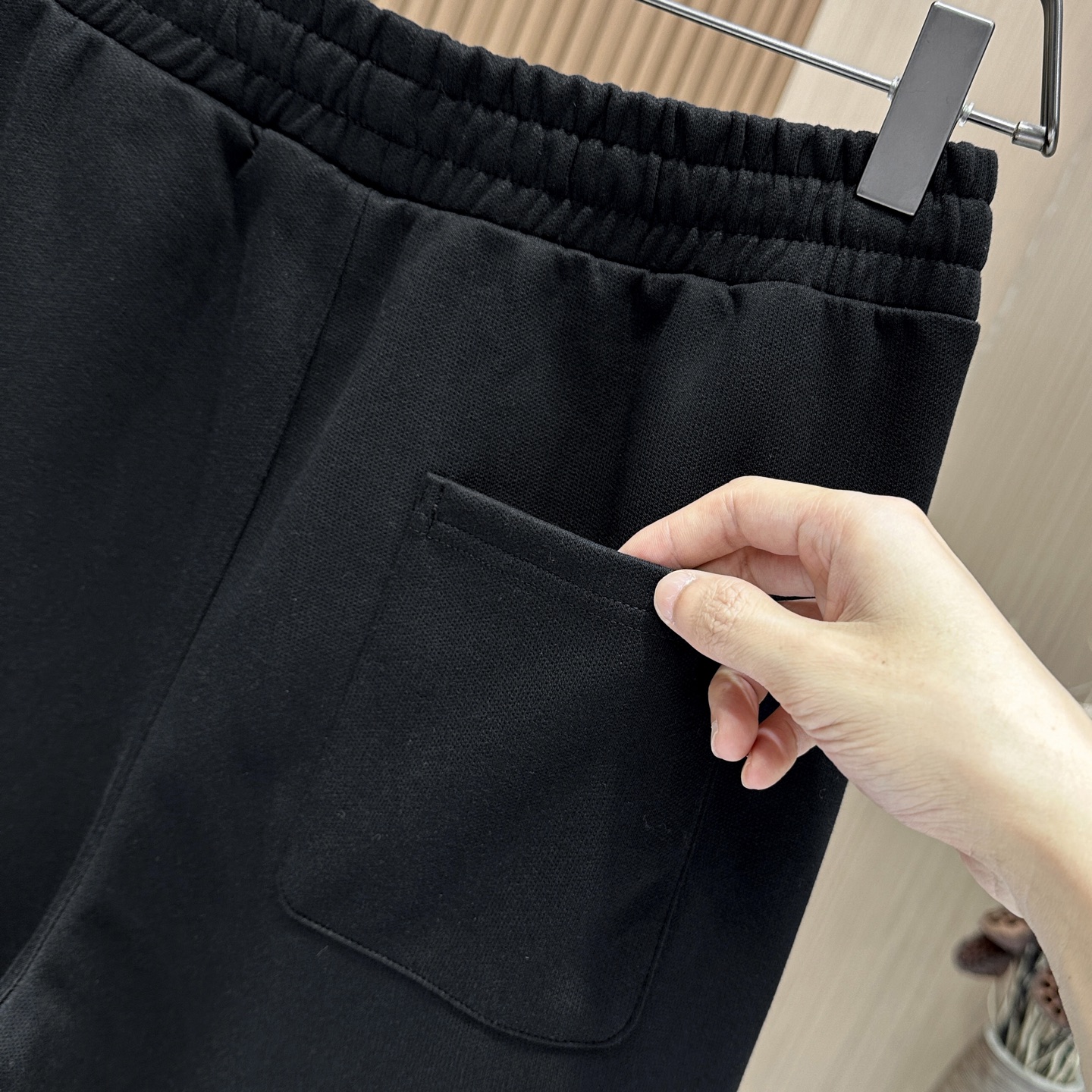 🆕🆕🆕【Loro Piana 撞色刺绣休闲套装,一套拿捏松弛高级感的男士休闲套装,兼顾质感与日常实穿。甄选高克重亲肤针织 🆕🆕🆕【Loro Piana 撞色刺绣休闲套装,一套拿捏松弛高级感的男士休闲套装,兼顾质感与日常实穿。甄选高克重亲肤针织
