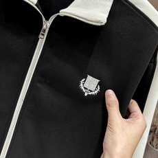 🆕🆕🆕【Loro Piana 撞色刺绣休闲套装,一套拿捏松弛高级感的男士休闲套装,兼顾质感与日常实穿。甄选高克重亲肤针织 🆕🆕🆕【Loro Piana 撞色刺绣休闲套装,一套拿捏松弛高级感的男士休闲套装,兼顾质感与日常实穿。甄选高克重亲肤针织