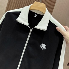 🆕🆕🆕【Loro Piana 撞色刺绣休闲套装,一套拿捏松弛高级感的男士休闲套装,兼顾质感与日常实穿。甄选高克重亲肤针织 🆕🆕🆕【Loro Piana 撞色刺绣休闲套装,一套拿捏松弛高级感的男士休闲套装,兼顾质感与日常实穿。甄选高克重亲肤针织