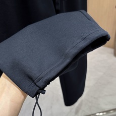 🆕🆕🆕【Loro Piana 撞色刺绣休闲套装,一套拿捏松弛高级感的男士休闲套装,兼顾质感与日常实穿。甄选高克重亲肤针织 🆕🆕🆕【Loro Piana 撞色刺绣休闲套装,一套拿捏松弛高级感的男士休闲套装,兼顾质感与日常实穿。甄选高克重亲肤针织