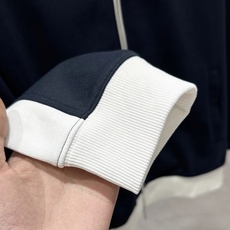 🆕🆕🆕【Loro Piana 撞色刺绣休闲套装,一套拿捏松弛高级感的男士休闲套装,兼顾质感与日常实穿。甄选高克重亲肤针织 🆕🆕🆕【Loro Piana 撞色刺绣休闲套装,一套拿捏松弛高级感的男士休闲套装,兼顾质感与日常实穿。甄选高克重亲肤针织