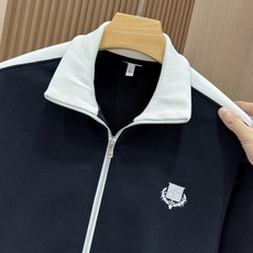 🆕🆕🆕【Loro Piana 撞色刺绣休闲套装,一套拿捏松弛高级感的男士休闲套装,兼顾质感与日常实穿。甄选高克重亲肤针织 🆕🆕🆕【Loro Piana 撞色刺绣休闲套装,一套拿捏松弛高级感的男士休闲套装,兼顾质感与日常实穿。甄选高克重亲肤针织