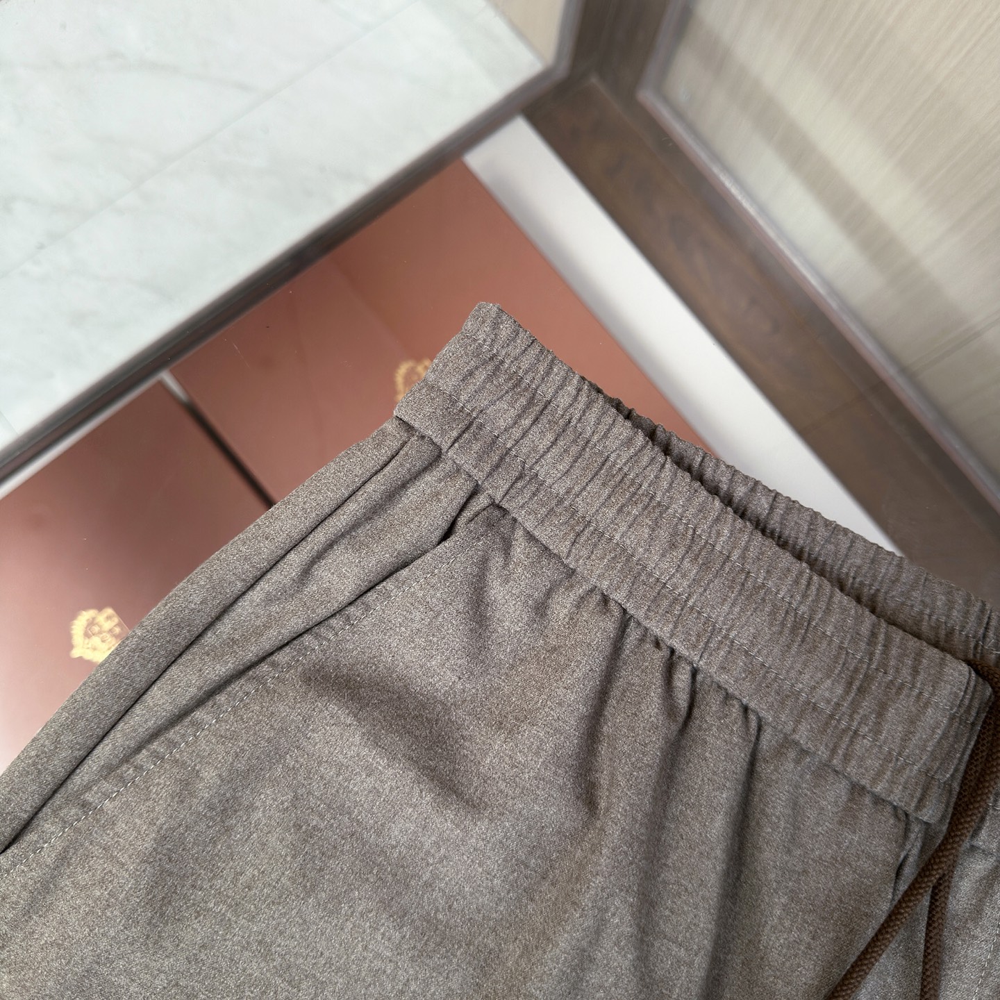 🆕🆕🆕 #新款上新 【Zegna 羊绒混纺衬衫套装,整套诠释老钱风松弛绅士格调】 选用细腻羊绒混纺面料,羊绒赋予面料温润 🆕🆕🆕 #新款上新 【Zegna 羊绒混纺衬衫套装,整套诠释老钱风松弛绅士格调】 选用细腻羊绒混纺面料,羊绒赋予面料温润