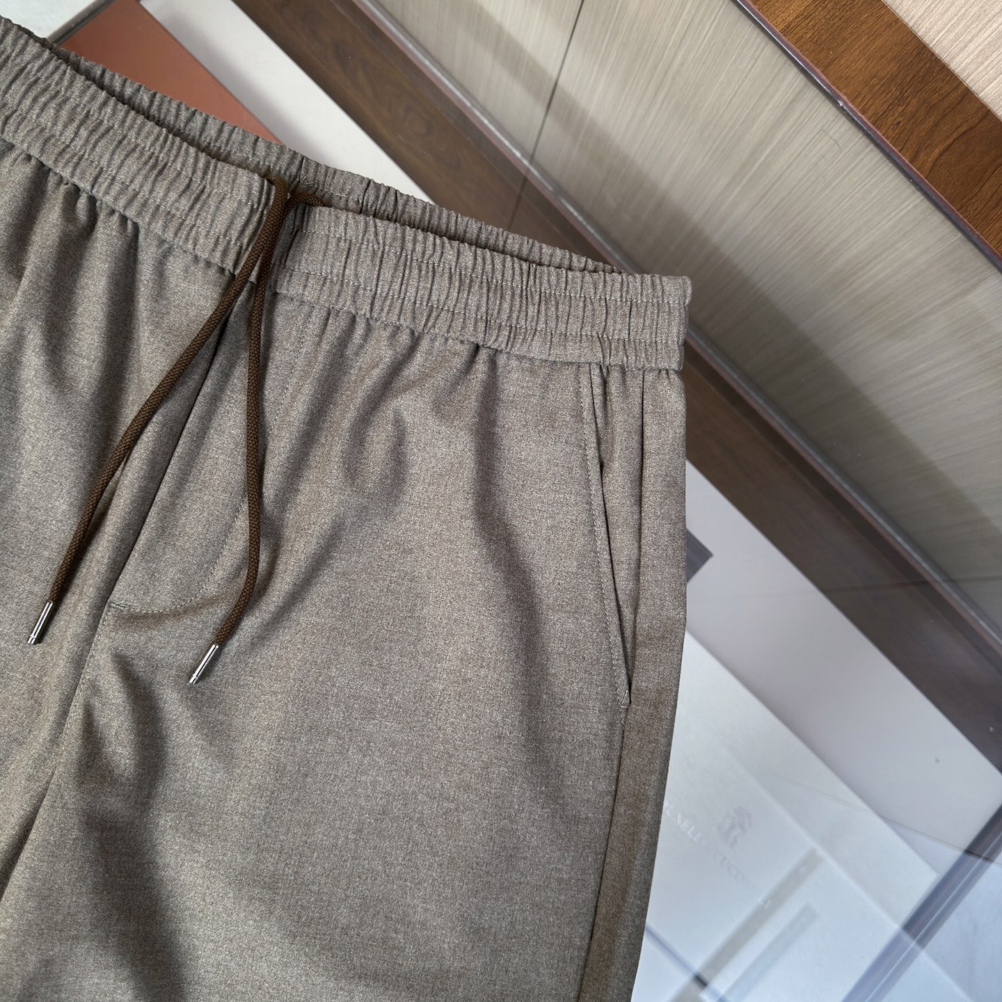 🆕🆕🆕 #新款上新 【Zegna 羊绒混纺衬衫套装,整套诠释老钱风松弛绅士格调】 选用细腻羊绒混纺面料,羊绒赋予面料温润 🆕🆕🆕 #新款上新 【Zegna 羊绒混纺衬衫套装,整套诠释老钱风松弛绅士格调】 选用细腻羊绒混纺面料,羊绒赋予面料温润