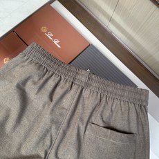 🆕🆕🆕 #新款上新 【Zegna 羊绒混纺衬衫套装,整套诠释老钱风松弛绅士格调】 选用细腻羊绒混纺面料,羊绒赋予面料温润 🆕🆕🆕 #新款上新 【Zegna 羊绒混纺衬衫套装,整套诠释老钱风松弛绅士格调】 选用细腻羊绒混纺面料,羊绒赋予面料温润