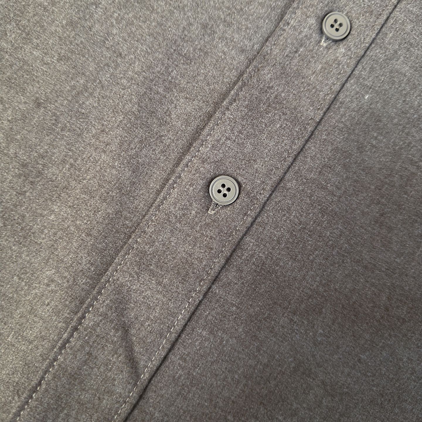 🆕🆕🆕 #新款上新 【Zegna 羊绒混纺衬衫套装，整套诠释老钱风松弛绅士格调】 选用细腻羊绒混纺面料，羊绒赋予面料温润