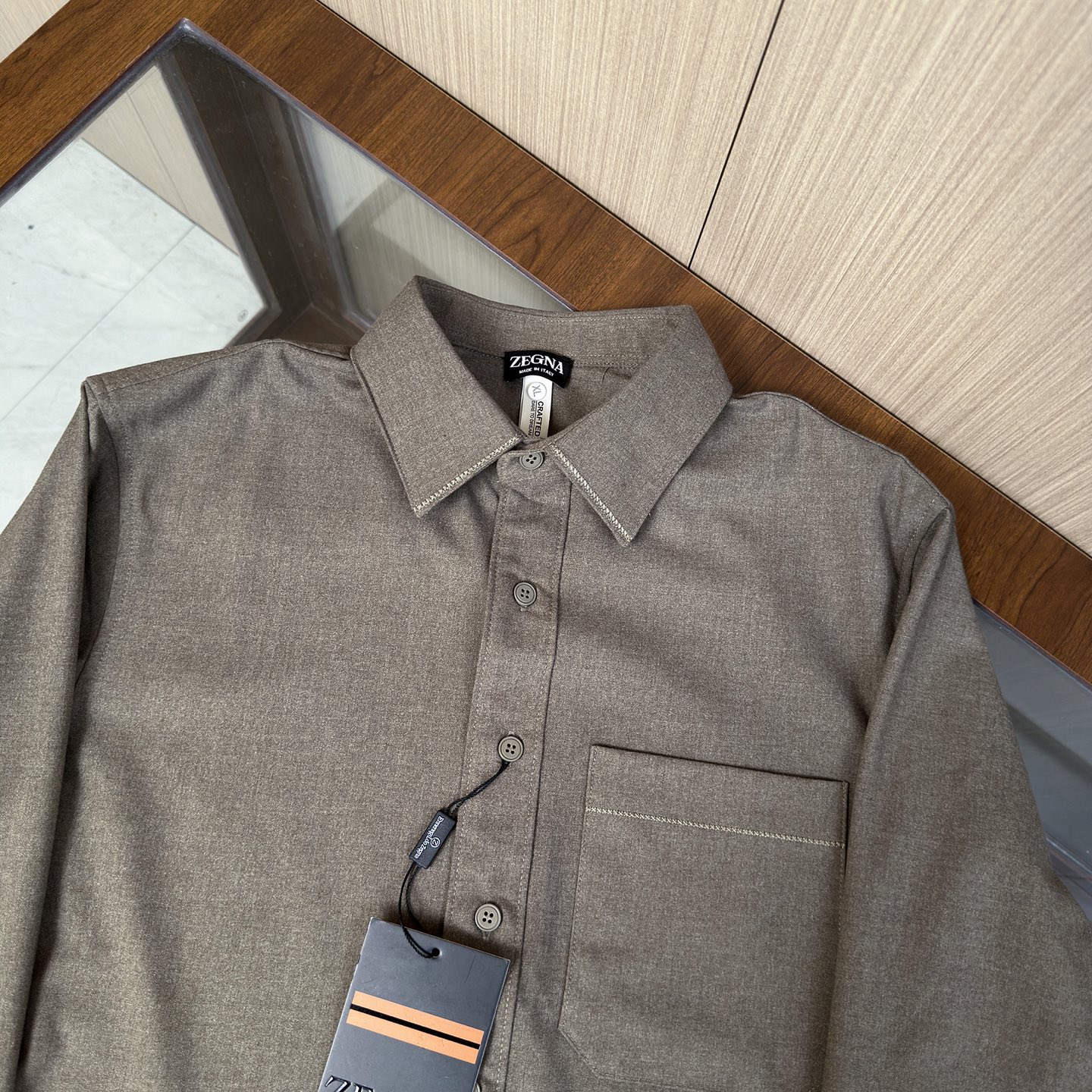 🆕🆕🆕 #新款上新 【Zegna 羊绒混纺衬衫套装，整套诠释老钱风松弛绅士格调】 选用细腻羊绒混纺面料，羊绒赋予面料温润