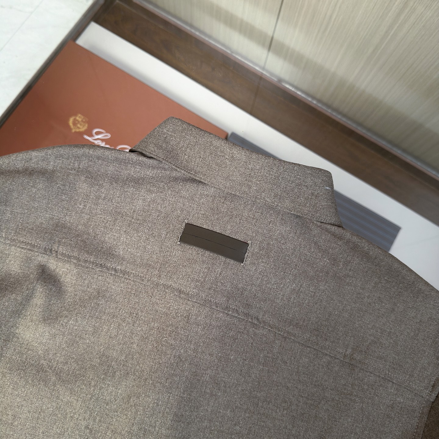 🆕🆕🆕 #新款上新 【Zegna 羊绒混纺衬衫套装，整套诠释老钱风松弛绅士格调】 选用细腻羊绒混纺面料，羊绒赋予面料温润