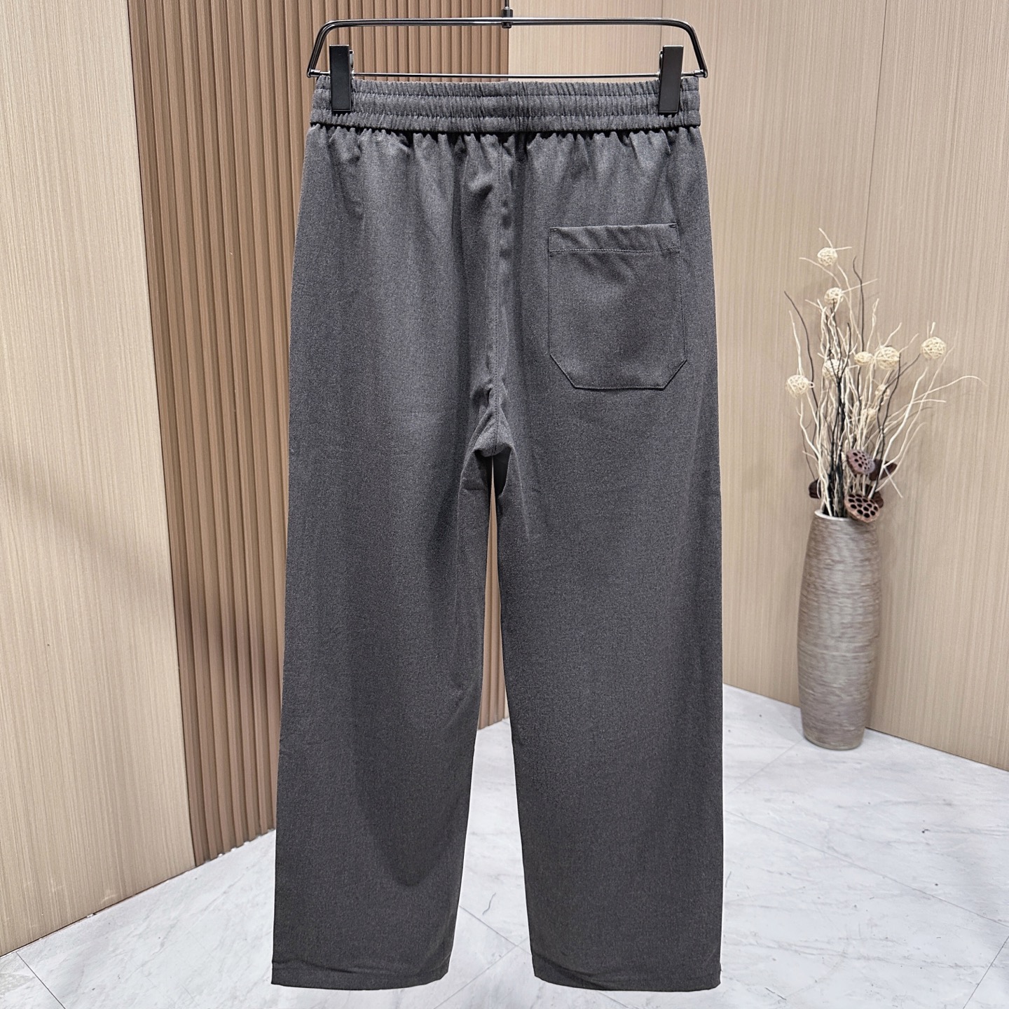 🆕🆕🆕 #新款上新 【Zegna 羊绒混纺衬衫套装,整套诠释老钱风松弛绅士格调】 选用细腻羊绒混纺面料,羊绒赋予面料温润 🆕🆕🆕 #新款上新 【Zegna 羊绒混纺衬衫套装,整套诠释老钱风松弛绅士格调】 选用细腻羊绒混纺面料,羊绒赋予面料温润
