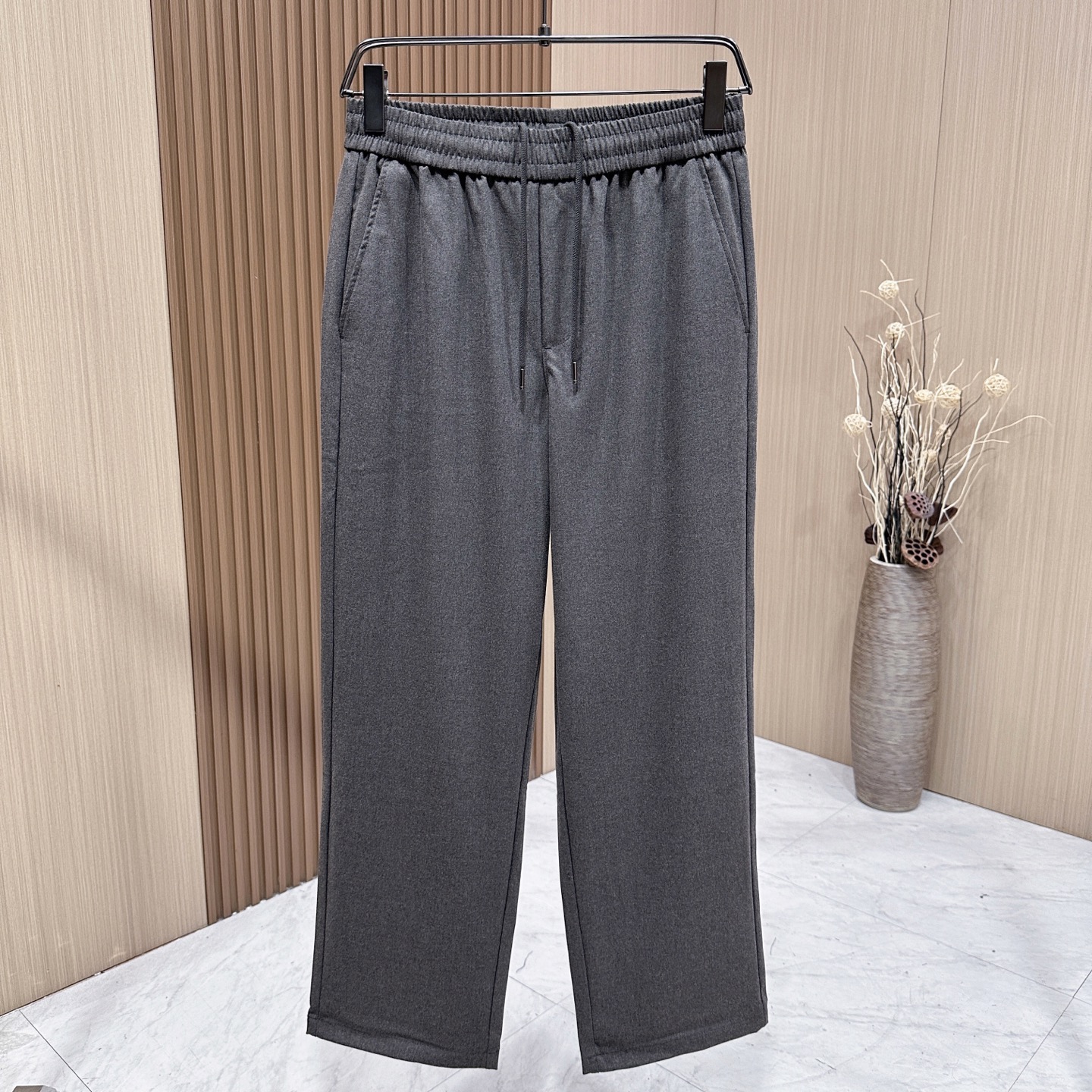 🆕🆕🆕 #新款上新 【Zegna 羊绒混纺衬衫套装,整套诠释老钱风松弛绅士格调】 选用细腻羊绒混纺面料,羊绒赋予面料温润 🆕🆕🆕 #新款上新 【Zegna 羊绒混纺衬衫套装,整套诠释老钱风松弛绅士格调】 选用细腻羊绒混纺面料,羊绒赋予面料温润