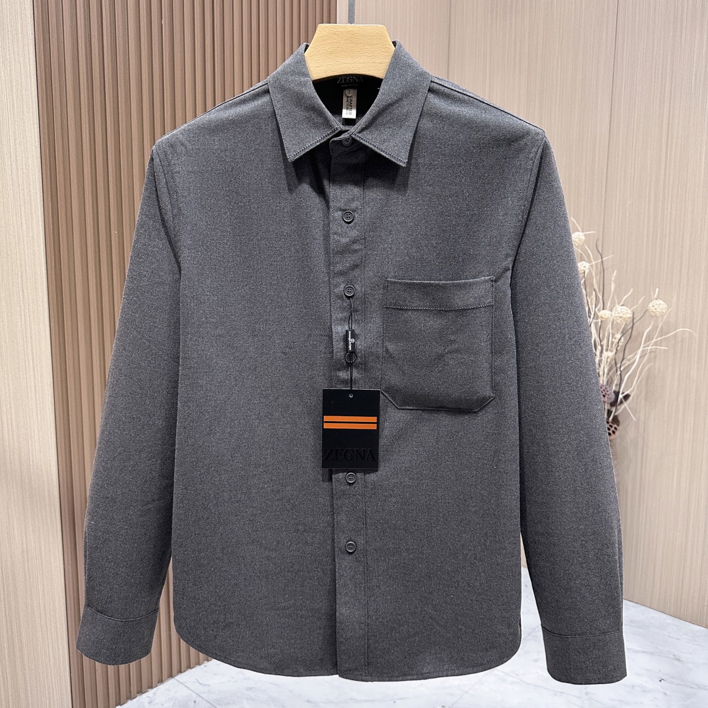 🆕🆕🆕 #新款上新 【Zegna 羊绒混纺衬衫套装,整套诠释老钱风松弛绅士格调】 选用细腻羊绒混纺面料,羊绒赋予面料温润 🆕🆕🆕 #新款上新 【Zegna 羊绒混纺衬衫套装,整套诠释老钱风松弛绅士格调】 选用细腻羊绒混纺面料,羊绒赋予面料温润