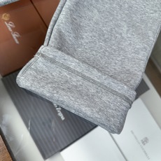 🆕🆕🆕 #新款上新 【Brioni 连帽拉链卫衣套装,不夸张的花色,整套呈现低调内敛的老钱休闲格调,沉稳耐看,不张扬却 🆕🆕🆕 #新款上新 【Brioni 连帽拉链卫衣套装,不夸张的花色,整套呈现低调内敛的老钱休闲格调,沉稳耐看,不张扬却