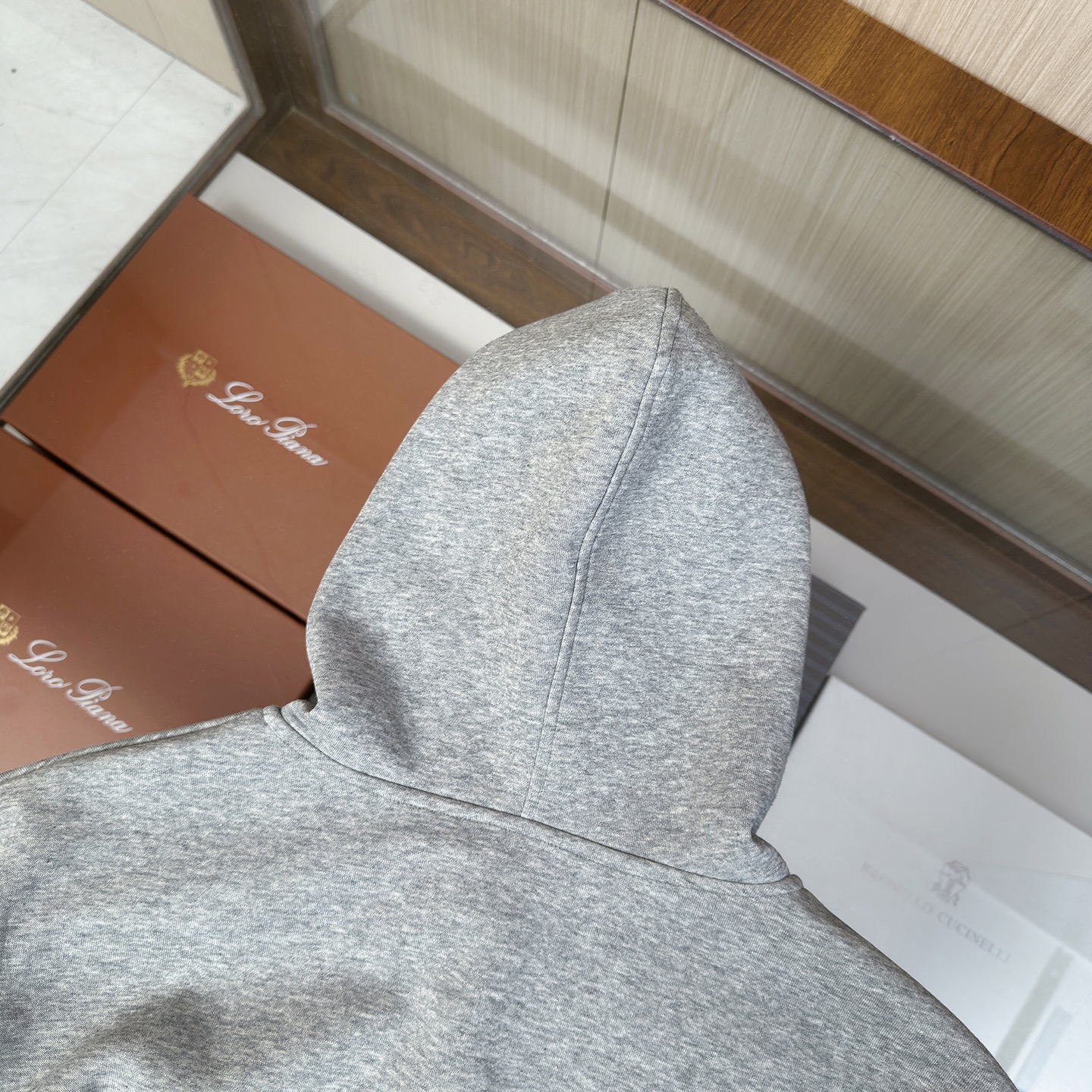 🆕🆕🆕 #新款上新 【Brioni 连帽拉链卫衣套装,不夸张的花色,整套呈现低调内敛的老钱休闲格调,沉稳耐看,不张扬却 🆕🆕🆕 #新款上新 【Brioni 连帽拉链卫衣套装,不夸张的花色,整套呈现低调内敛的老钱休闲格调,沉稳耐看,不张扬却