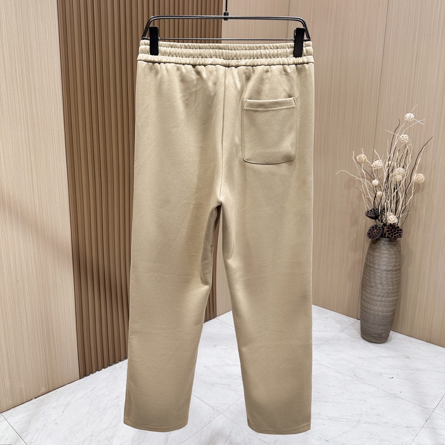 🆕🆕🆕 #新款上新 【Brioni 连帽拉链卫衣套装,不夸张的花色,整套呈现低调内敛的老钱休闲格调,沉稳耐看,不张扬却 🆕🆕🆕 #新款上新 【Brioni 连帽拉链卫衣套装,不夸张的花色,整套呈现低调内敛的老钱休闲格调,沉稳耐看,不张扬却