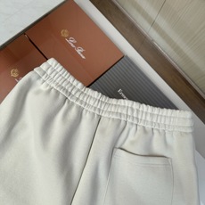 🆕🆕🆕 #新款上新 【Brioni 连帽拉链卫衣套装,不夸张的花色,整套呈现低调内敛的老钱休闲格调,沉稳耐看,不张扬却 🆕🆕🆕 #新款上新 【Brioni 连帽拉链卫衣套装,不夸张的花色,整套呈现低调内敛的老钱休闲格调,沉稳耐看,不张扬却