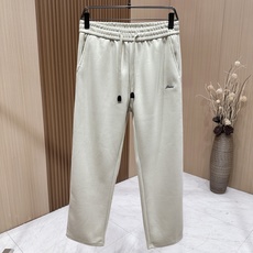 🆕🆕🆕 #新款上新 【Brioni 连帽拉链卫衣套装,不夸张的花色,整套呈现低调内敛的老钱休闲格调,沉稳耐看,不张扬却 🆕🆕🆕 #新款上新 【Brioni 连帽拉链卫衣套装,不夸张的花色,整套呈现低调内敛的老钱休闲格调,沉稳耐看,不张扬却