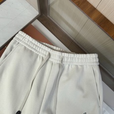 🆕🆕🆕 #新款上新 【Brioni 连帽拉链卫衣套装,不夸张的花色,整套呈现低调内敛的老钱休闲格调,沉稳耐看,不张扬却 🆕🆕🆕 #新款上新 【Brioni 连帽拉链卫衣套装,不夸张的花色,整套呈现低调内敛的老钱休闲格调,沉稳耐看,不张扬却