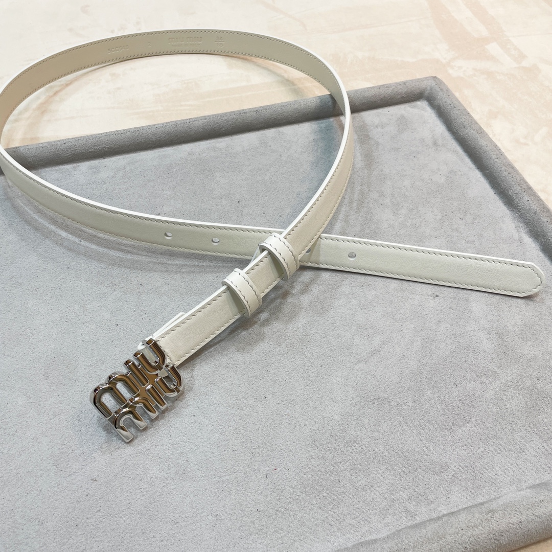 Stylish Leather Belt with MiUMiU Logo in Various Lengths and Prices - 图片 4