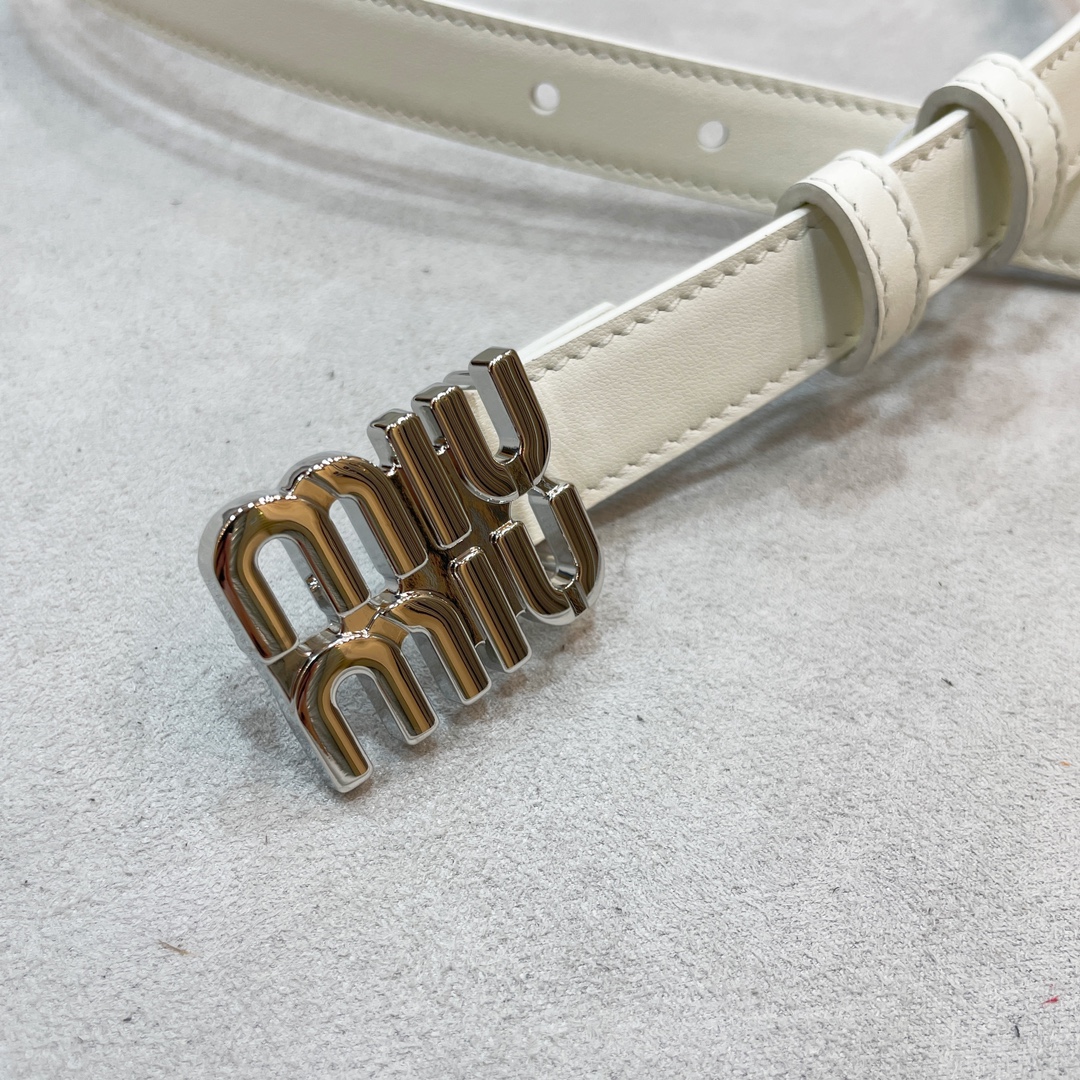 Stylish Leather Belt with MiUMiU Logo in Various Lengths and Prices - 图片 5