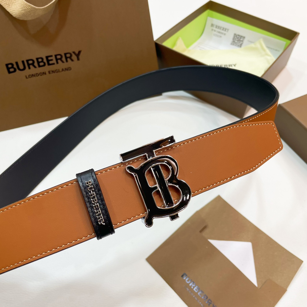 🐭原单burberry 新款TB标 相比较菲拉格慕和双G，这款皮带不容易撞车哦😊简单低调👀看细节、重点是