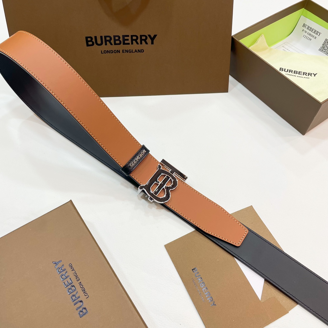 🐭原单burberry 新款TB标 相比较菲拉格慕和双G，这款皮带不容易撞车哦😊简单低调👀看细节、重点是