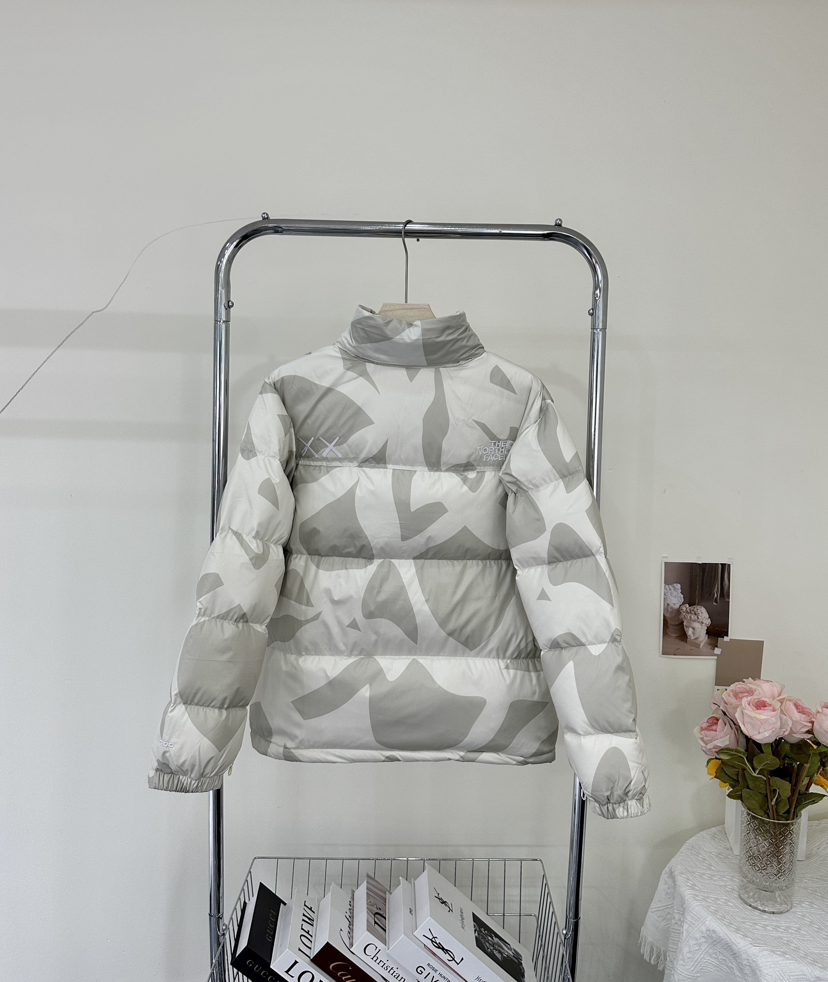 白色 TNFx KAWS 北面联名96款