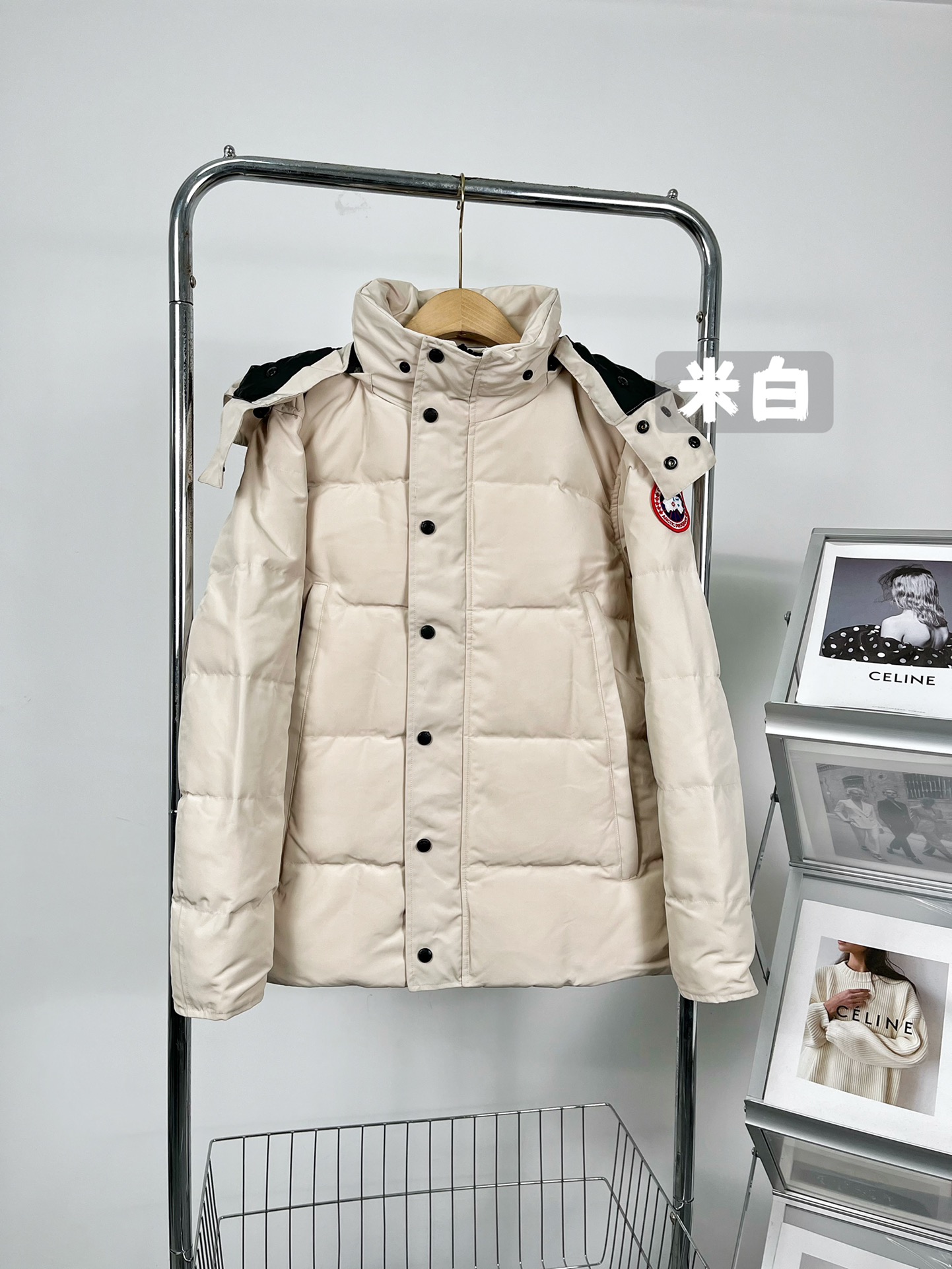 P470



𝐂𝐚𝐧𝐚𝐝𝐚 𝐠𝐨𝐨𝐬𝐞丨加拿大鹅29款羽绒服

Size：S-XXL
