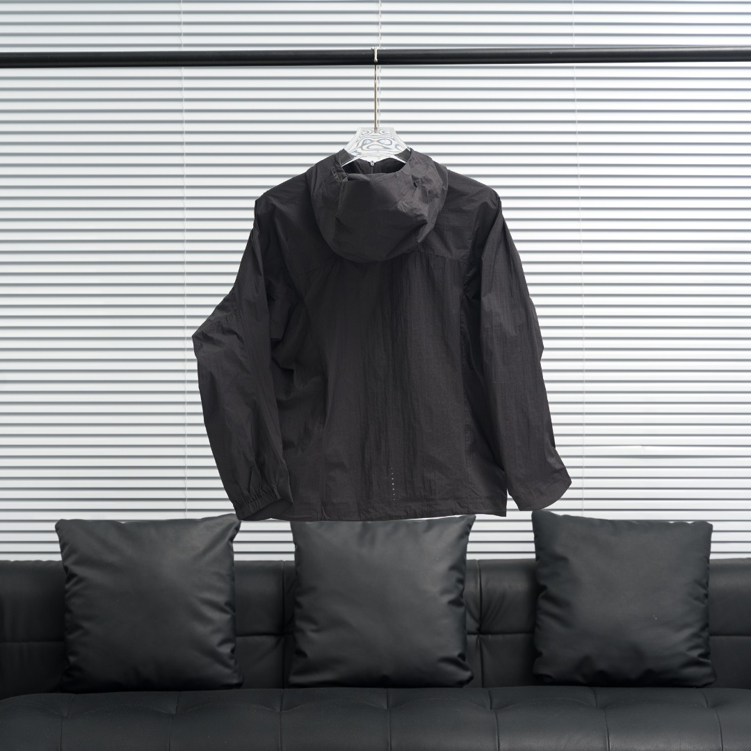 KOLON SPORT丨可隆胸口小标纯色防晒服 黑色 灰白 黄色