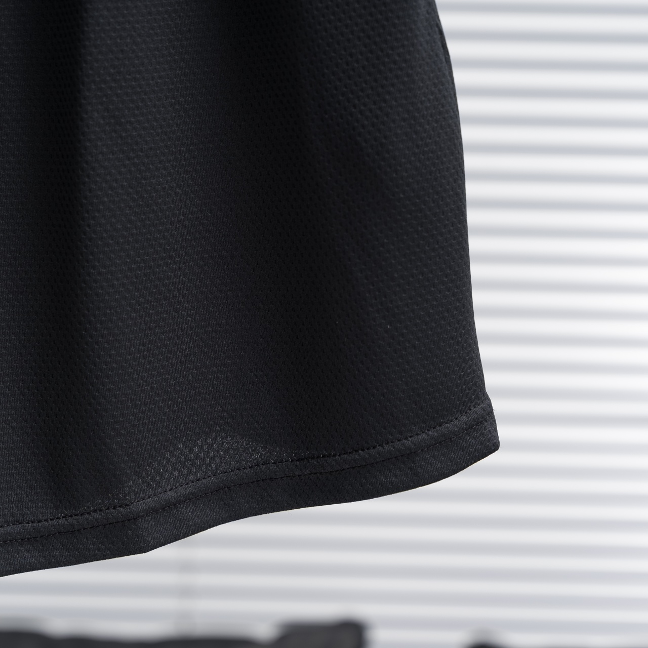 KAILAS丨凯乐石刺绣标短裤（网格） 黑色