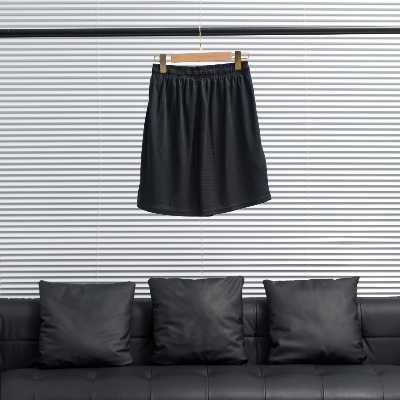 KAILAS丨凯乐石刺绣标短裤（网格） 黑色