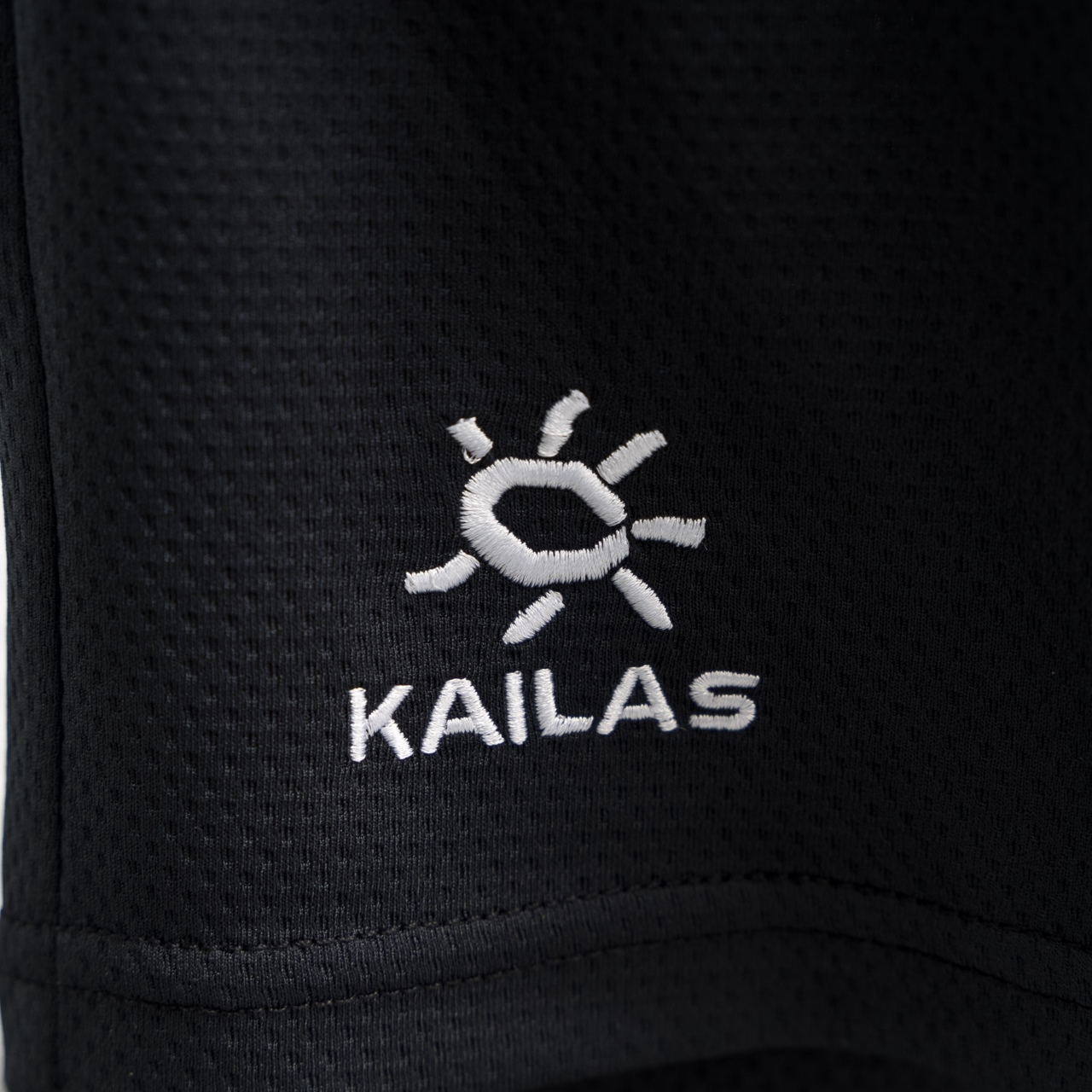 KAILAS丨凯乐石刺绣标短裤（网格） 黑色