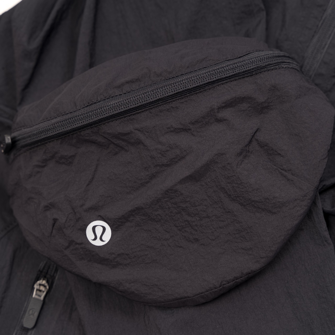 不要手臂包-15 Lululemon丨露露乐檬ventilated Packable Trail Running Jacket防晒服黑色 白色 粉色