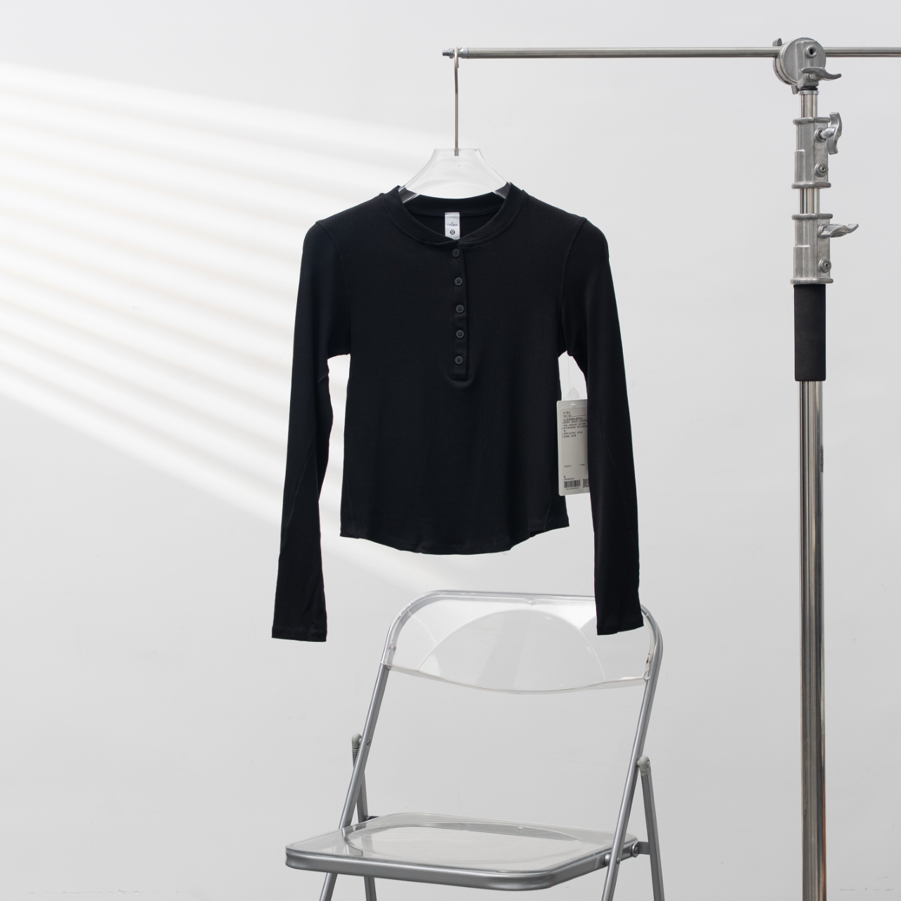 Lululemon丨露露乐檬女士修身剪裁亨利衫 配色:黑色 尺码:4 6 8 10