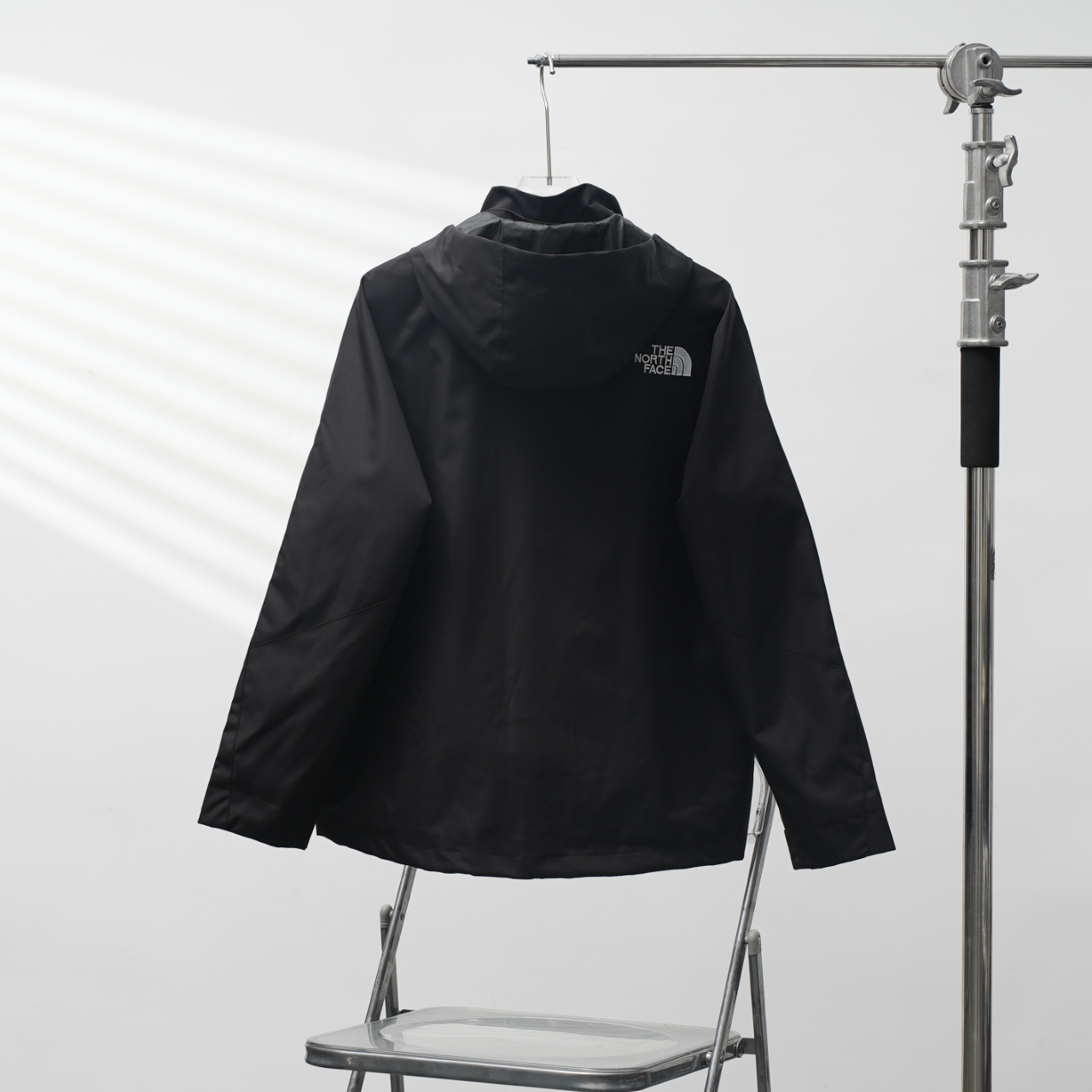 The North Face NJHQ51 Embroidered Hooded Windbreaker Jacket - Black 2 windows1757053906390 1053456792 1946686376