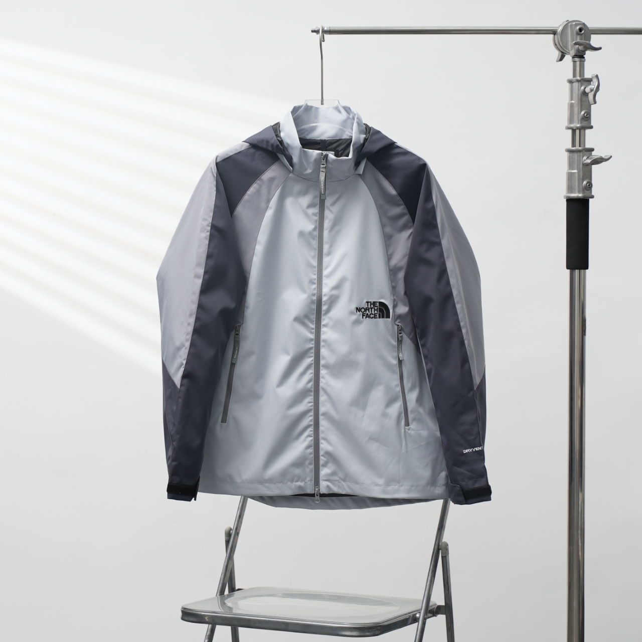 The North Face NJHQ51 Embroidered Hooded Windbreaker Jacket - Gray 1 windows1757053931116 1461793223 1338928940