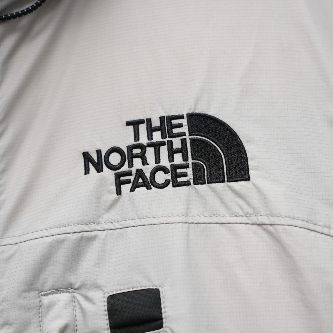 ノースフェイス ロングダウンコート ダブルジップ 一体型フード 防風保温 グレー系