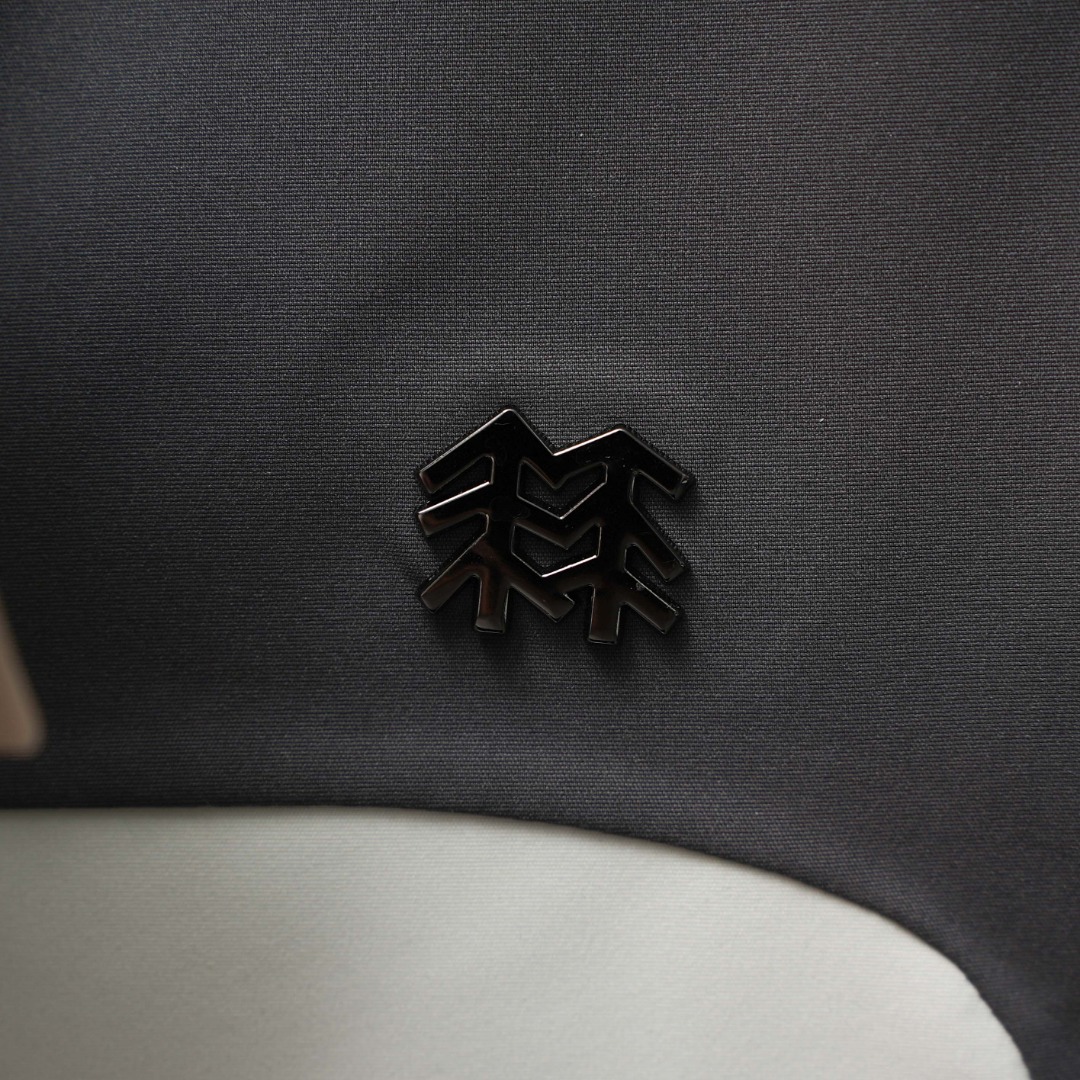 Audemars Piguet Haute Couture Haute Couture Ready-to-Wear Clothing Dress 6