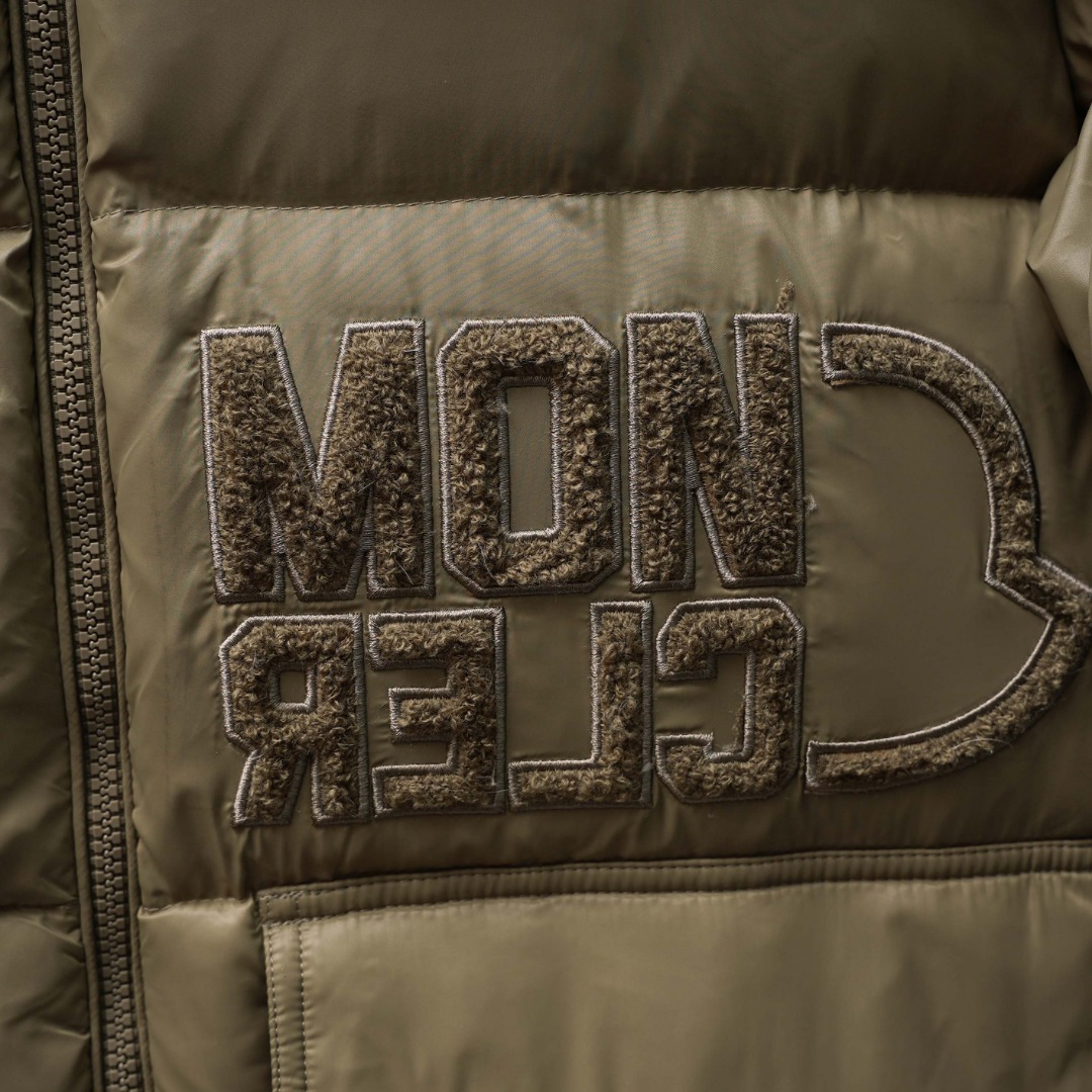 Moncler Haute Couture Designer Jacket Coat Ready-to-Wear Ref.22B24449 6